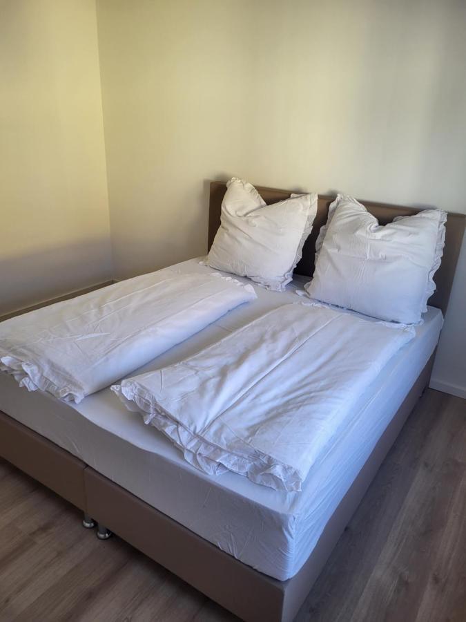 Apartment In Plankstadt Eksteriør billede